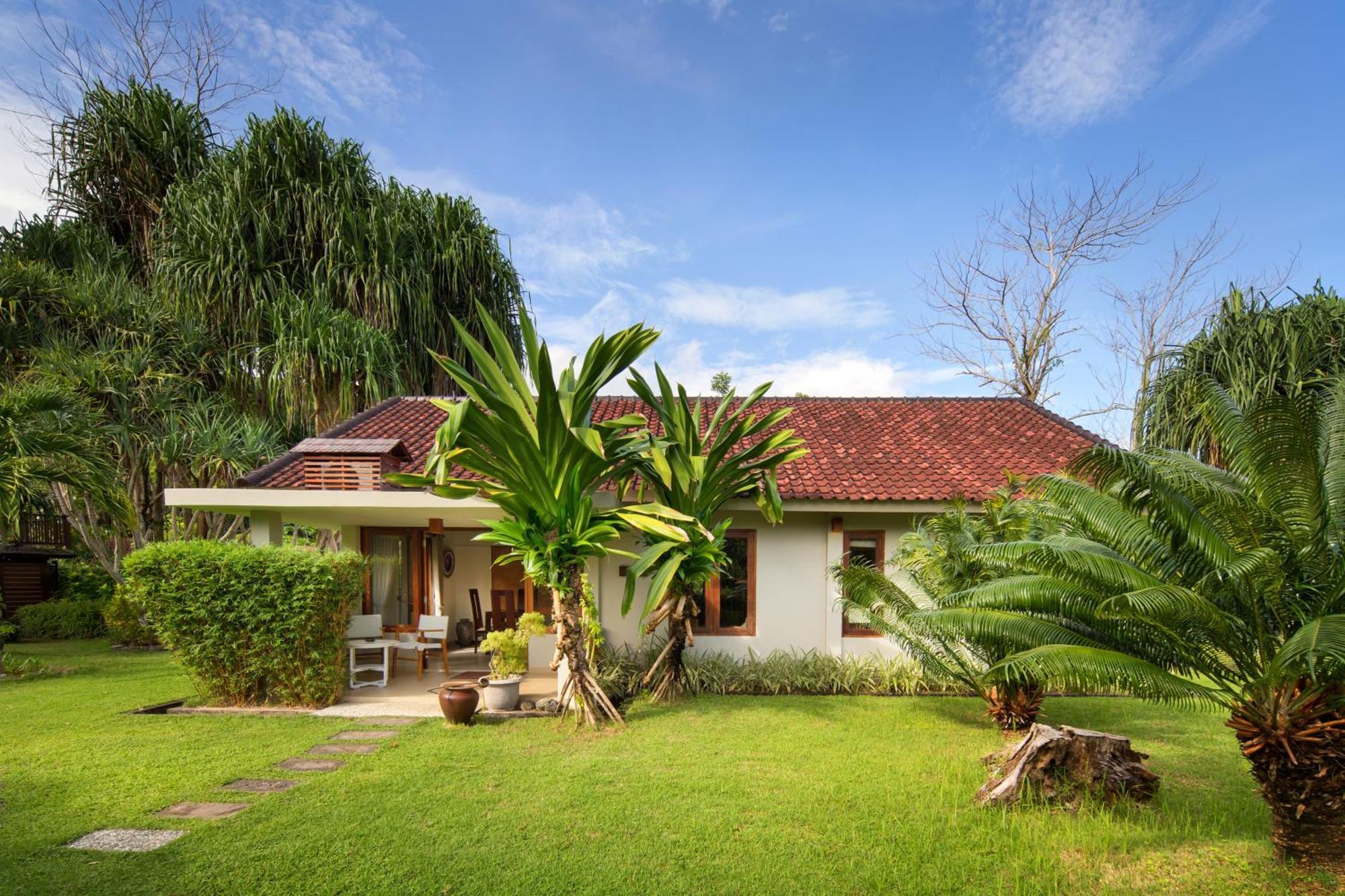 Hotel Sempiak Seaside Selong Belanak