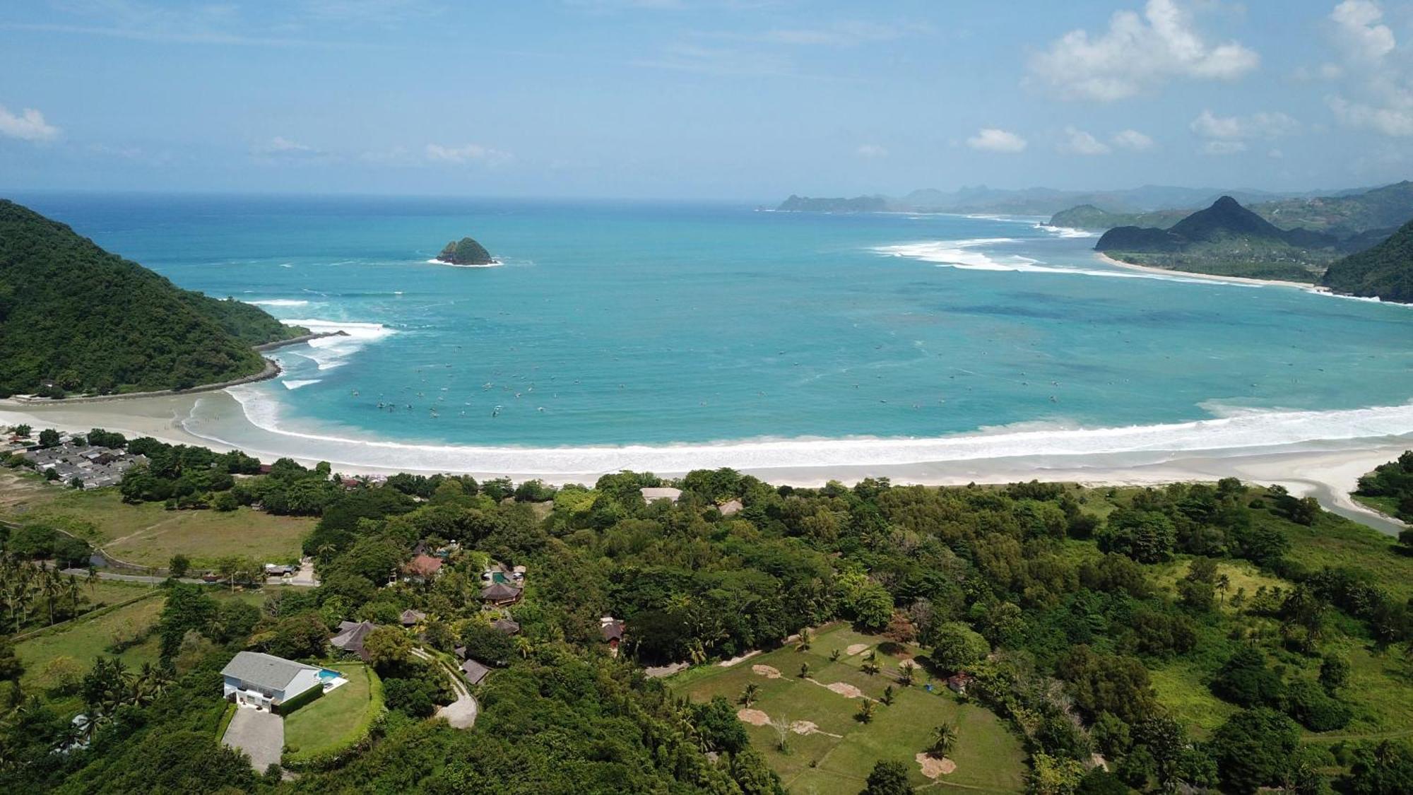 Sempiak Seaside Hotel Selong Belanak