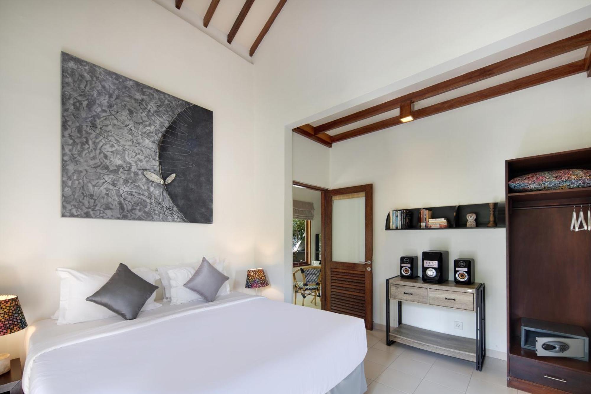 Hotel Sempiak Seaside