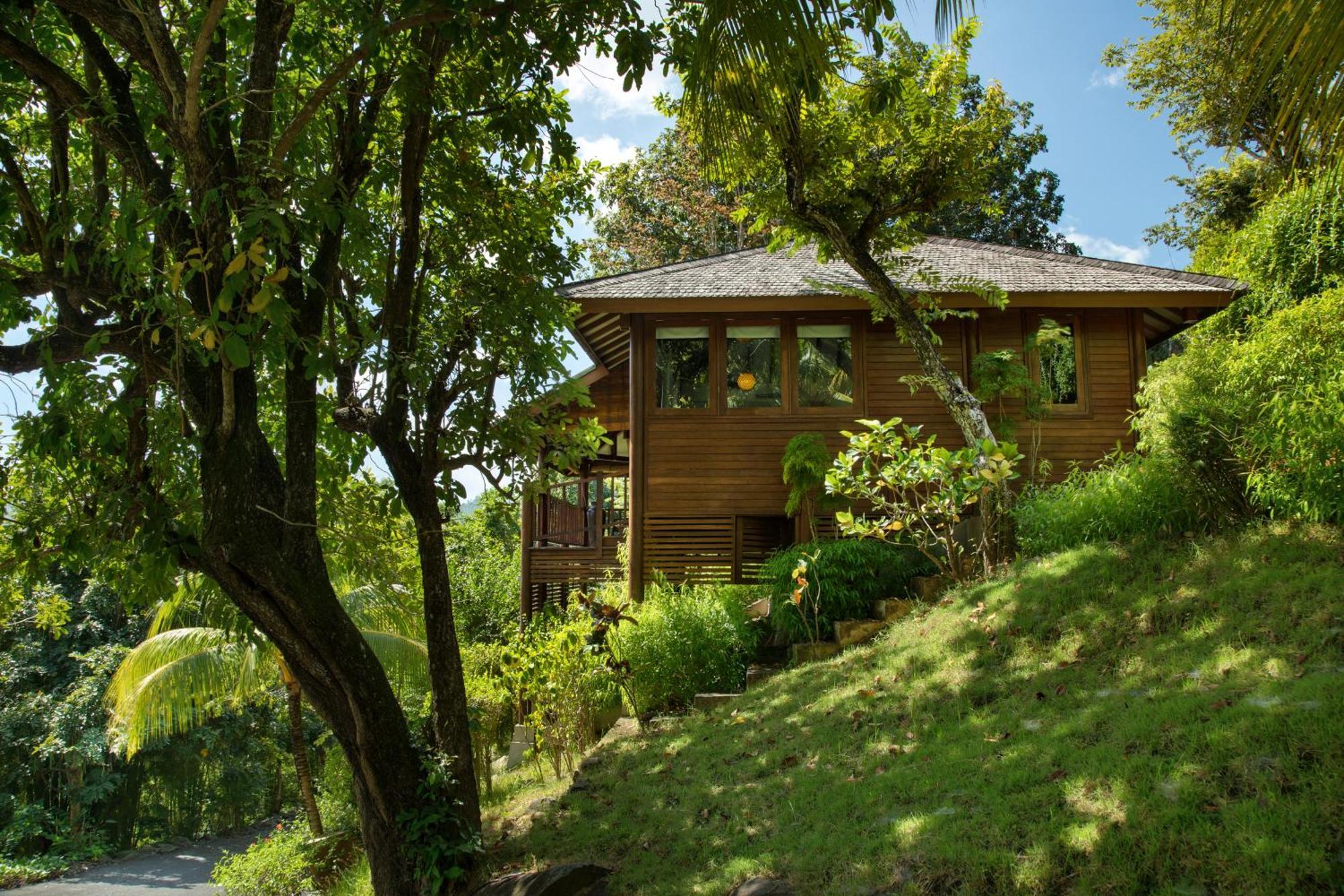 Hotel Sempiak Seaside Selong Belanak